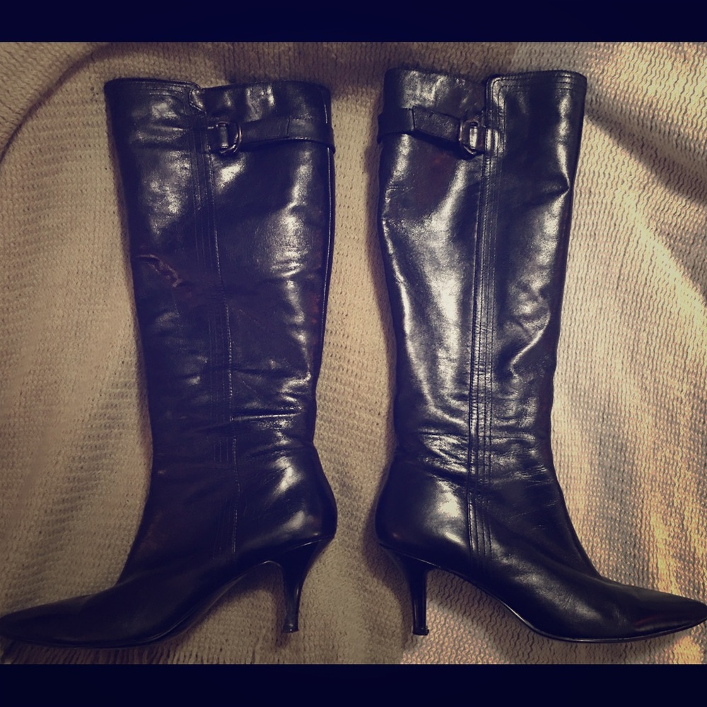 Bandolino Pointy-Toe Boots
